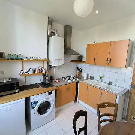Appartement, 2 Chambres, Spacieux Et Plein De Charme A 5 Min Du Centre Apartment *