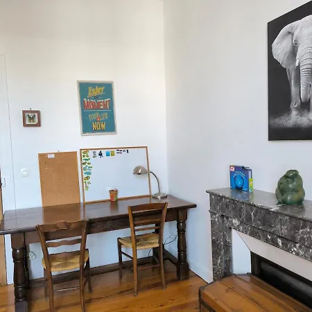 Appartement, 2 Chambres, Spacieux Et Plein De Charme A 5 Min Du Centre * Pau