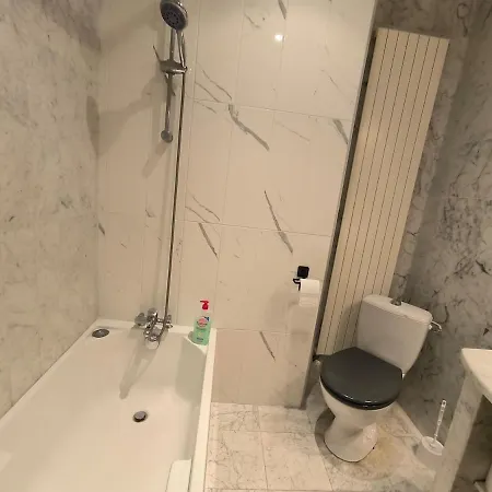 Apartment Appartement, 2 Chambres, Spacieux Et Plein De Charme A 5 Min Du Centre